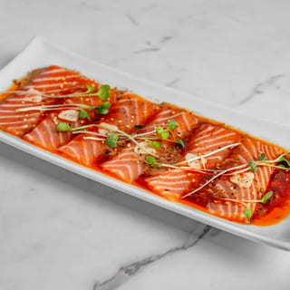 Salmon Carpaccio*