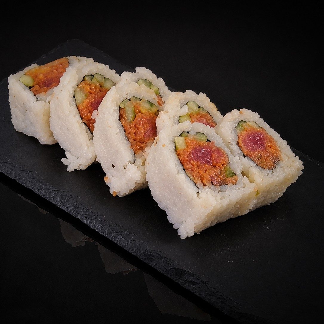 Spicy Tuna (8 Pcs).